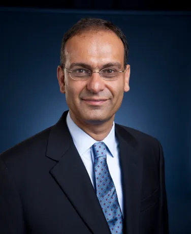 Izak Duenyas's portrait